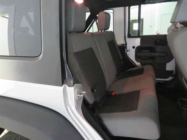 2010 Jeep Wrangler Unlimited 4x4 Sport 4dr SUV